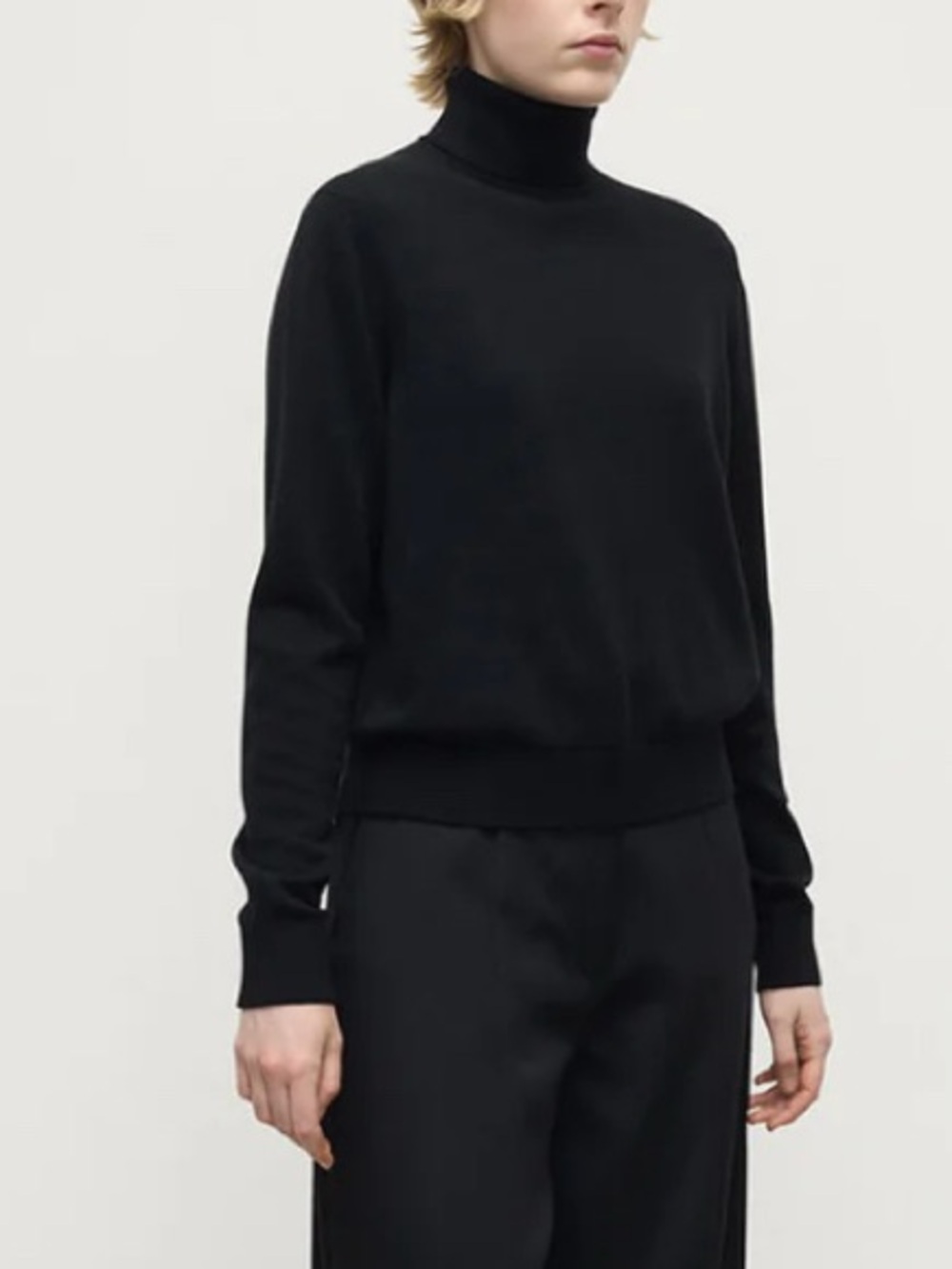 Dark Grey Merino Wool Turtleneck Sweater - Elegant Everyday Knit